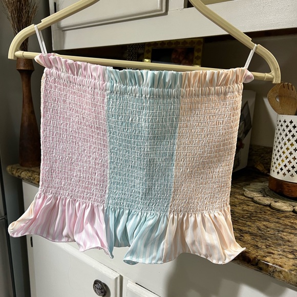 NWT Petersyn top S💕 - Picture 4 of 4